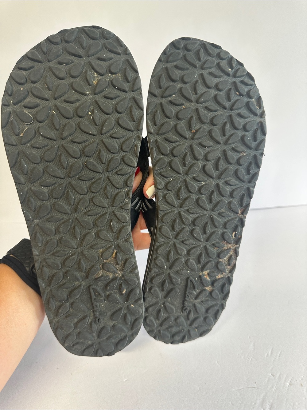 Clarks women’s black leather sandals size 10 - Picture 4 of 5
